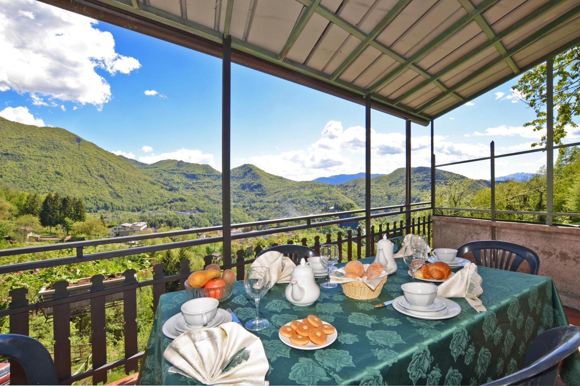 Casa Busso - Happy Rentals Esino Lario Exterior foto